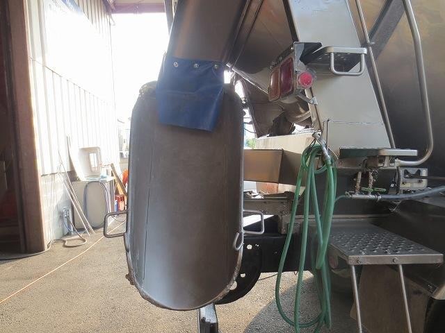 中古トラック 三菱ふそうコンクリートミキサー車 #11