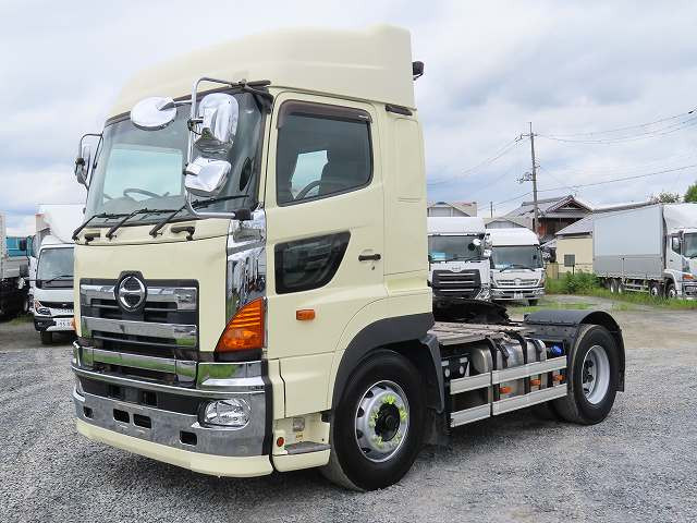  日野トラクタヘッド