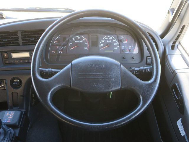 中古トラック いすゞミルクローリー ＃16