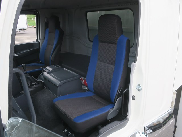 中古トラック いすゞ ギガ 大型アルミウィング