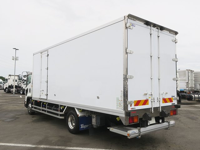 中古トラック いすゞ冷凍バン #4
