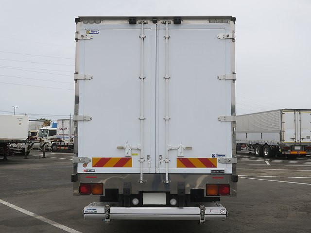 中古トラック いすゞ冷凍バン #5