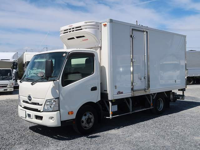 中古トラック 日野冷凍バン
