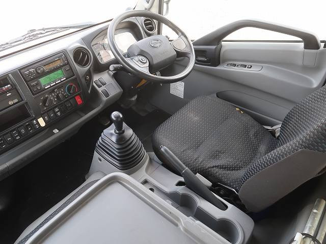 中古トラック 日野冷凍バン ＃15