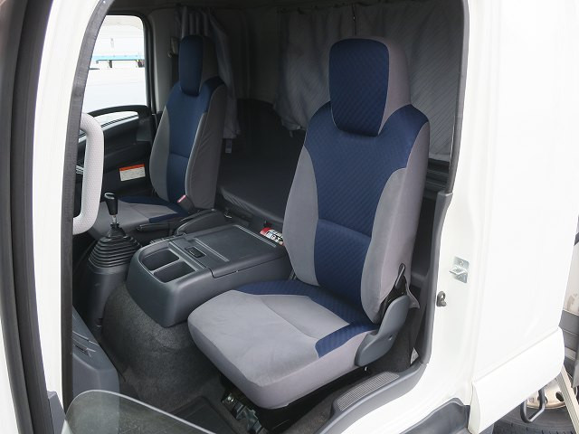 中古トラック いすゞ冷凍バン #21