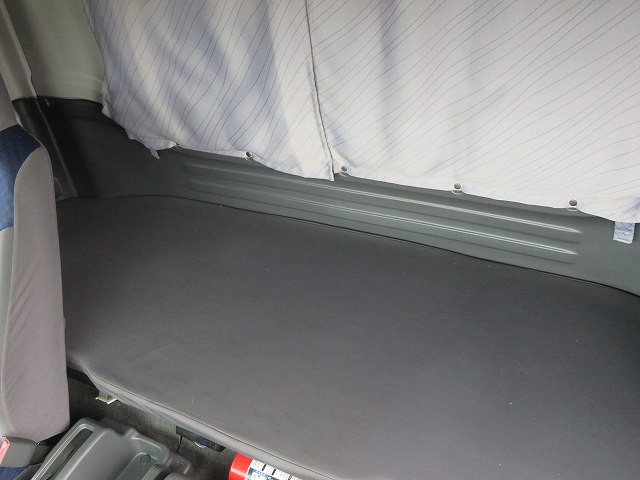 中古トラック いすゞ冷凍バン #22