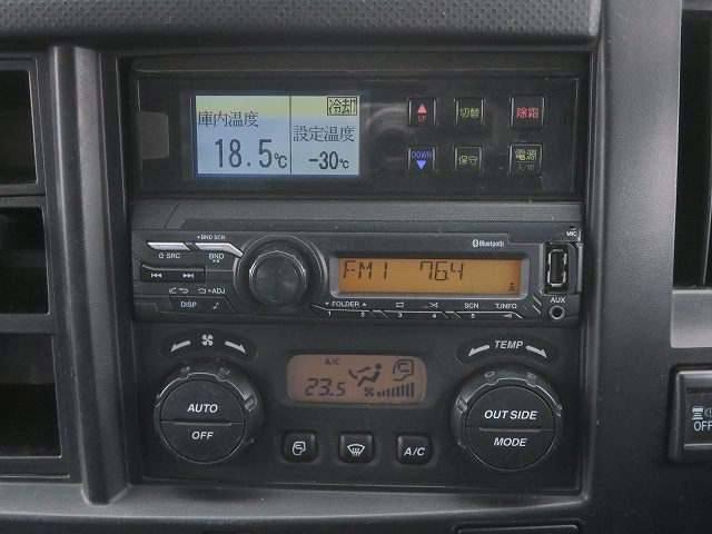 中古トラック いすゞ冷凍バン #9