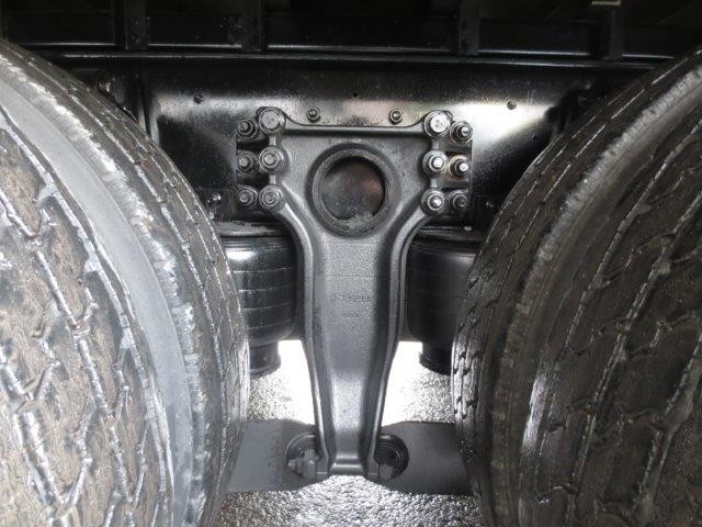 中古トラック いすゞ冷凍冷蔵車PG付き #13