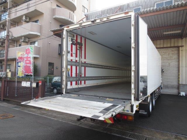 中古トラック いすゞ冷凍冷蔵車PG付き #7