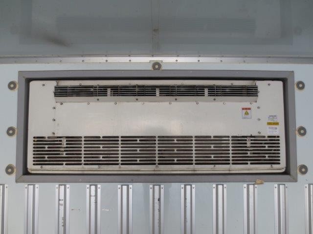 中古トラック いすゞ冷凍冷蔵車PG付き #10
