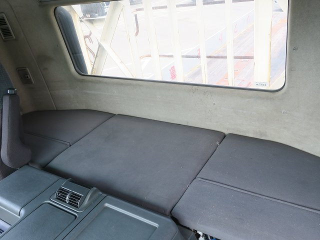 中古トラック 三菱ふそう平ボディアルミブロック ＃23