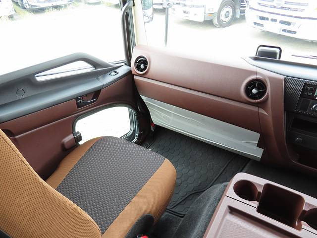 中古トラック 日野冷凍バン ＃14