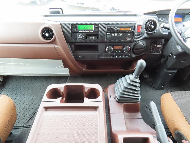 中古トラック 日野冷凍バン ＃15
