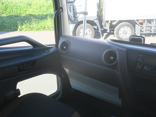 中古トラック 日野 レンジャー 冷蔵冷凍車