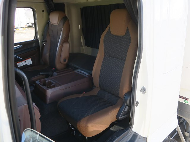 中古トラック 日野冷蔵冷凍車 ＃21