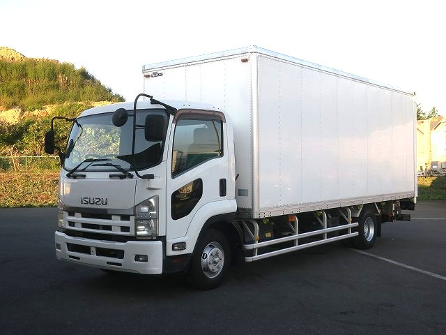 中古トラック いすゞパネルバン