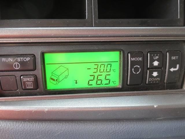 中古トラック 日野冷凍バン #22