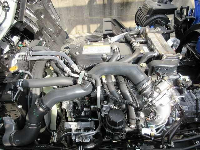 中古トラック いすゞ平ボディクレーン付 ＃11