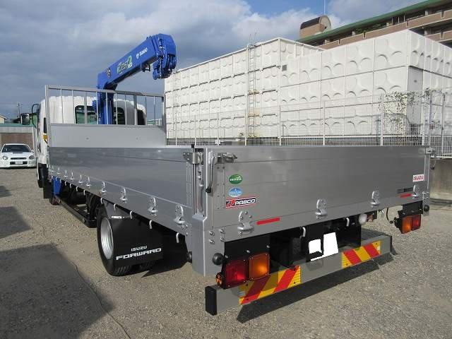 中古トラック いすゞ平ボディクレーン付 ＃4