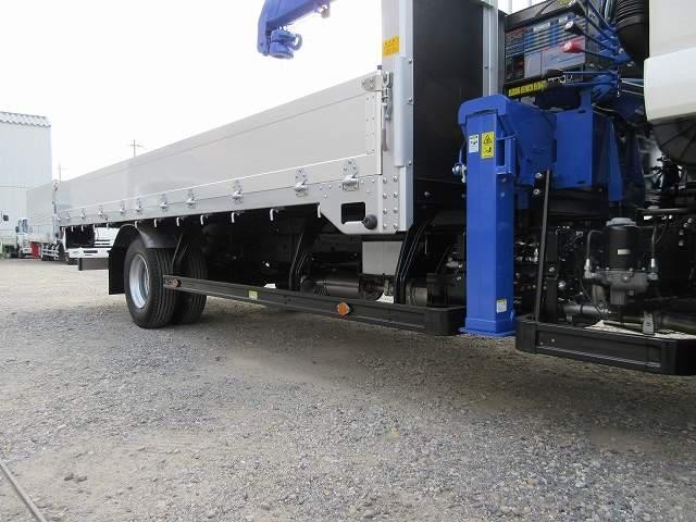 中古トラック いすゞ平ボディクレーン付 ＃9