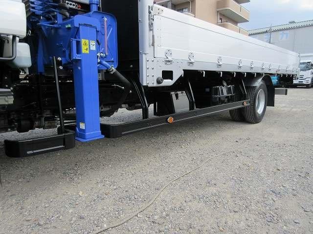 中古トラック いすゞ平ボディクレーン付 ＃10