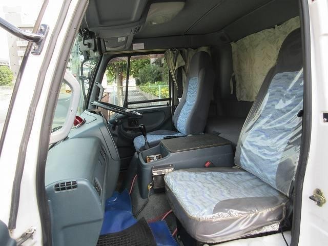 中古トラック UDトラックスクレーン付 #19