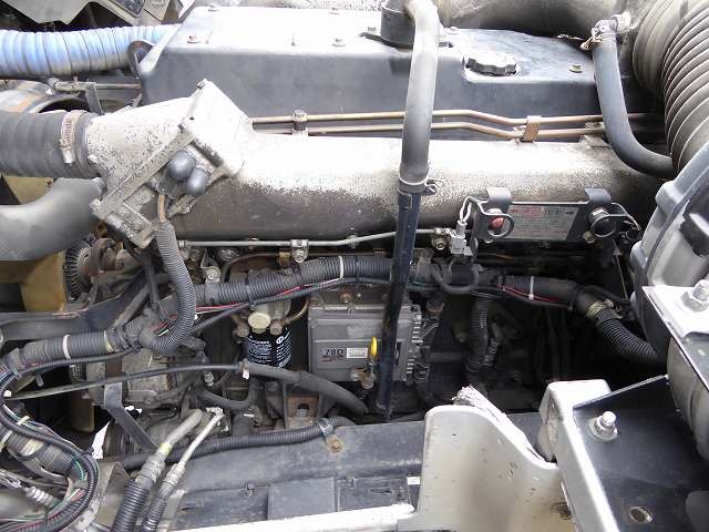 中古トラック UDトラックストラクタ #14