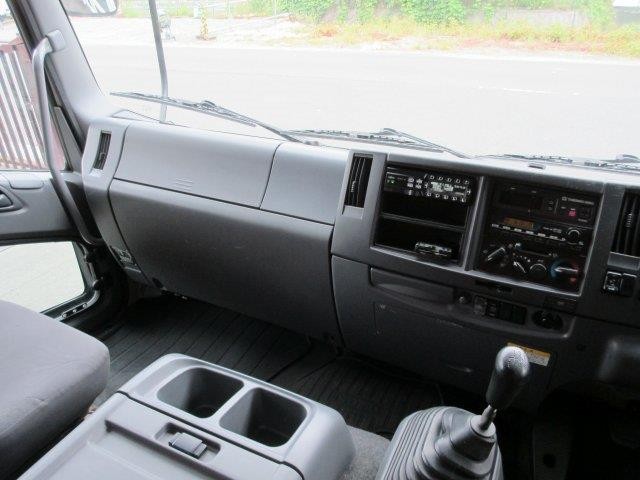 中古トラック いすゞ冷凍バン #13