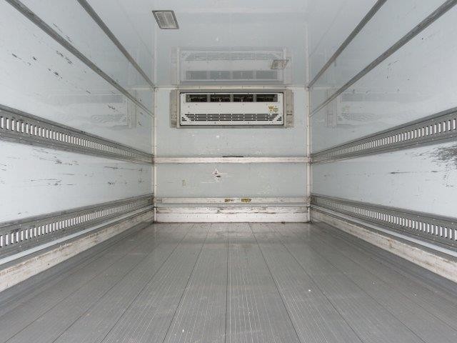 中古トラック いすゞ冷凍バン #7