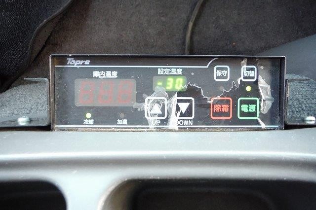 中古トラック いすゞ冷凍バン #22