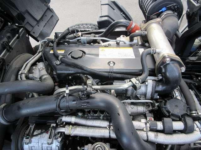 中古トラック いすゞ冷凍バン #12