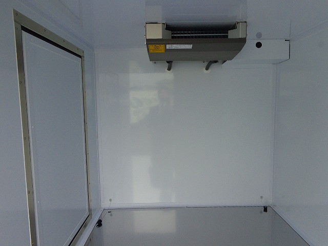 中古トラック 日産軽冷凍バン ＃5