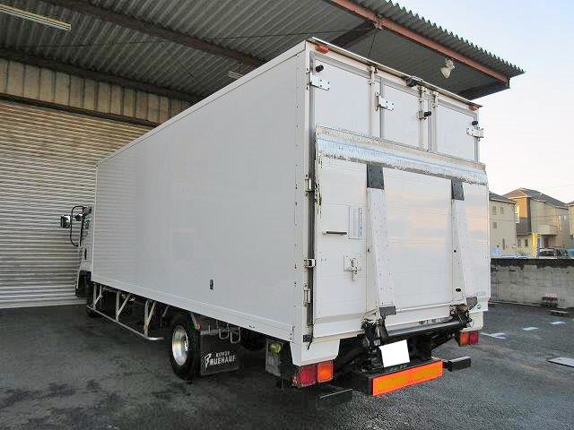 中古トラック いすゞ冷凍バン #4