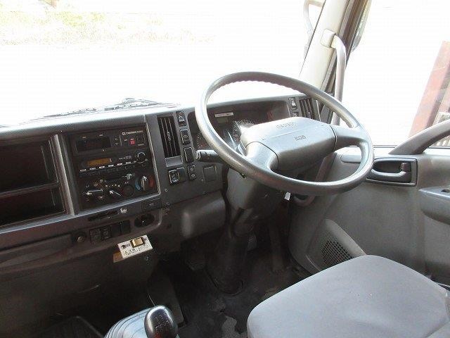 中古トラック いすゞ冷凍バン #15