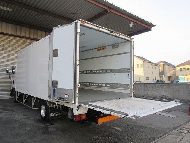 中古トラック いすゞ冷凍バン #7