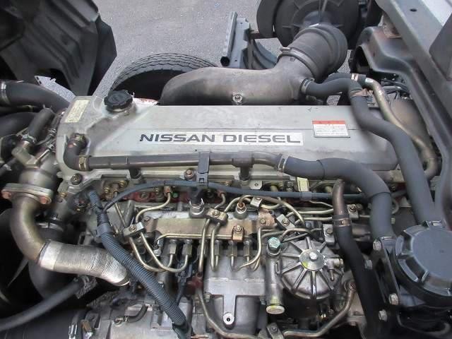 中古トラック UDトラックスアルミウィング #11