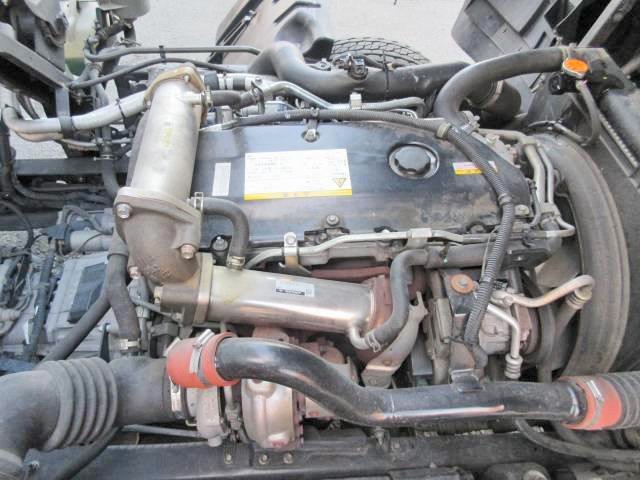 中古トラック いすゞ冷凍バン ＃12