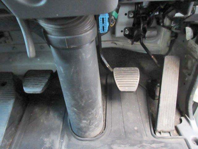 中古トラック いすゞ冷凍バン ＃22