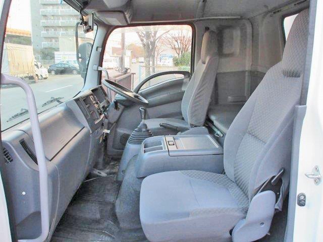 中古トラック いすゞ冷凍バン ＃23