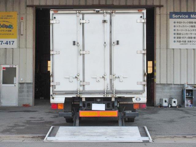 中古トラック いすゞ冷凍バン #5