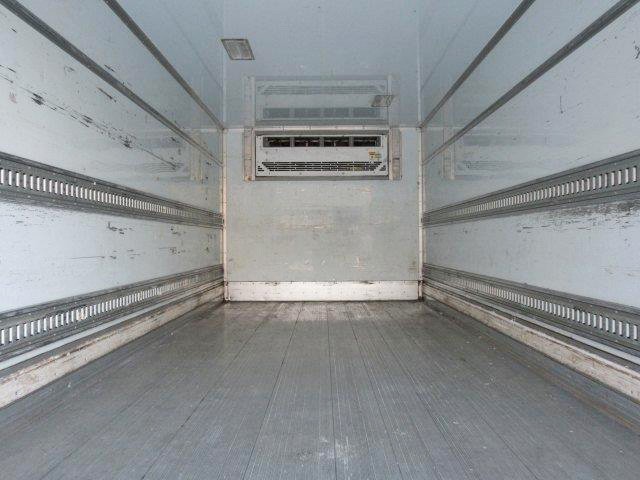 中古トラック いすゞ冷凍バン ＃7