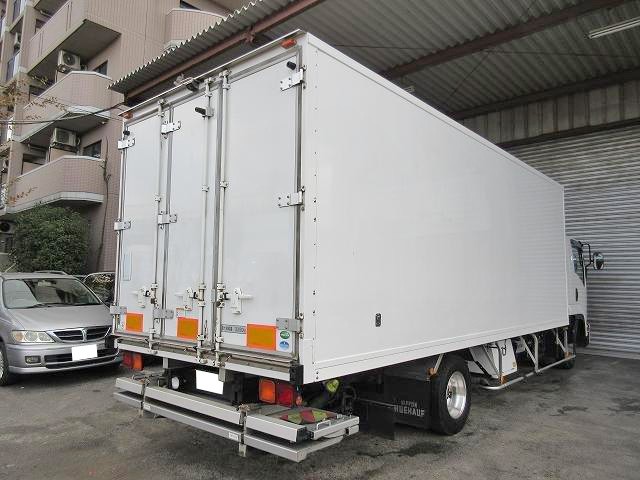 中古トラック いすゞ冷凍バン #3