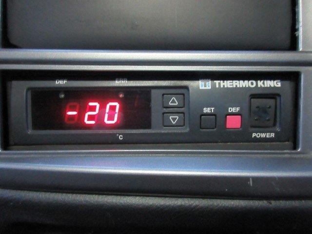 中古トラック 日野冷凍バン #18