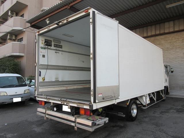 中古トラック いすゞ冷凍バン #6