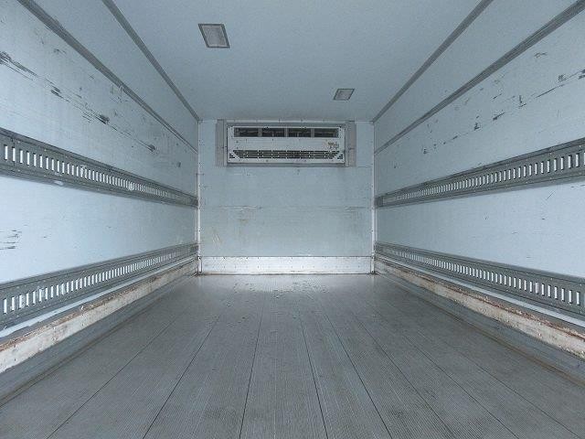 中古トラック いすゞ冷凍バン #8