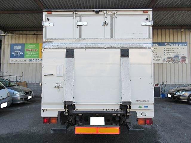 中古トラック いすゞ冷凍バン #4