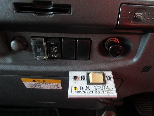 中古トラック いすゞ冷凍バン #18