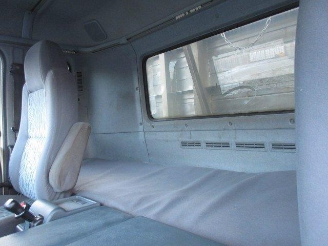 中古トラック UDトラックス平ボディ #22