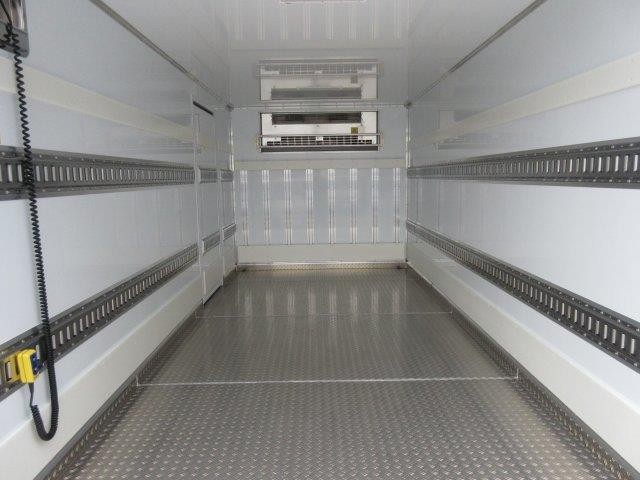 中古トラック 三菱ふそう冷蔵冷凍車 #8