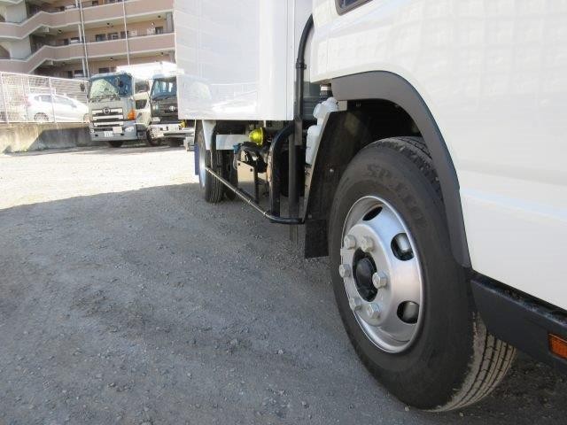 中古トラック 三菱ふそう冷蔵冷凍車 #11